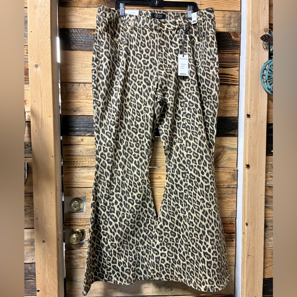 Judy Blue Leopard Print Jeans